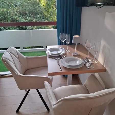 Aquaquelle Apartment