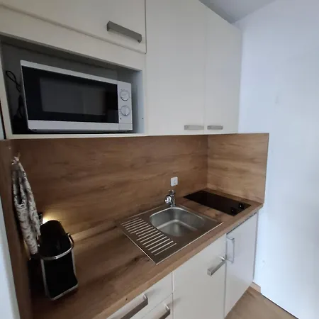 Aquaquelle Bad Fussing